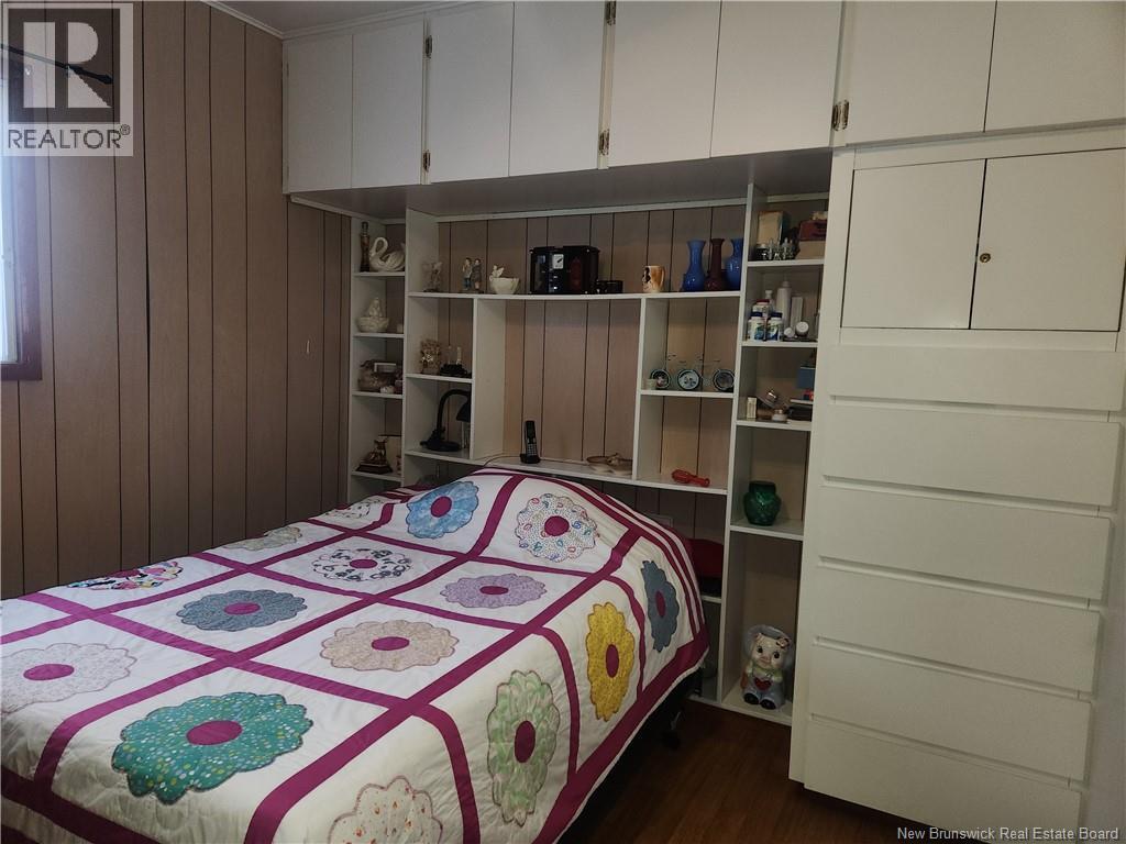 66 St-Antoine Street - 12