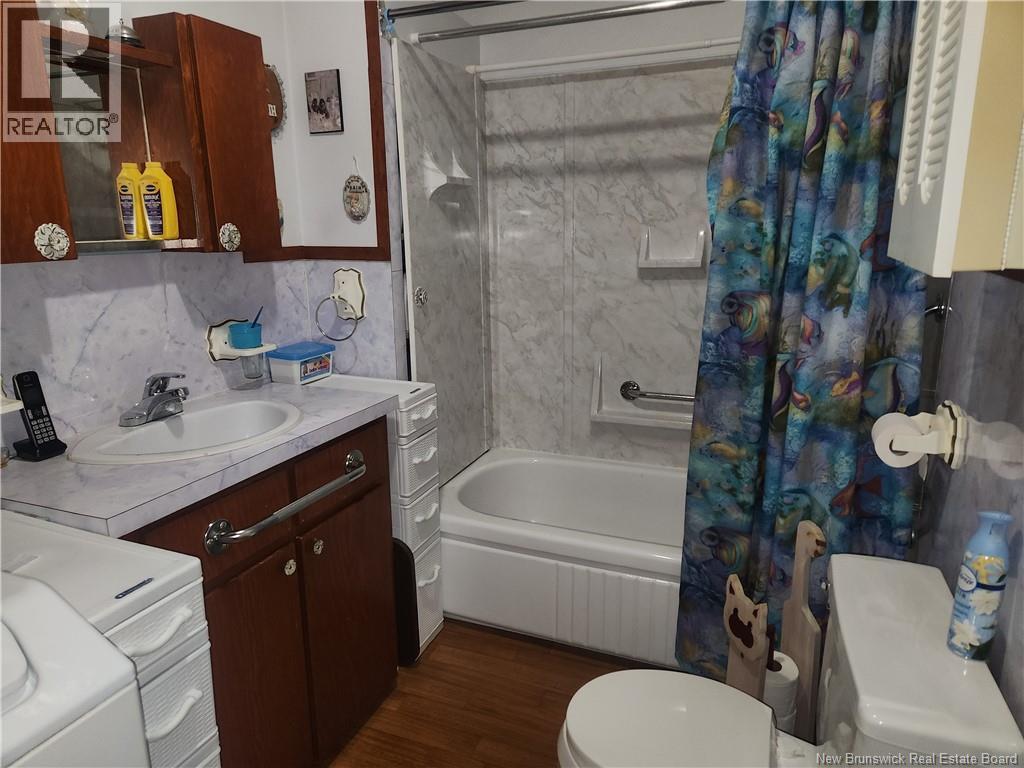 66 St-Antoine Street - 16