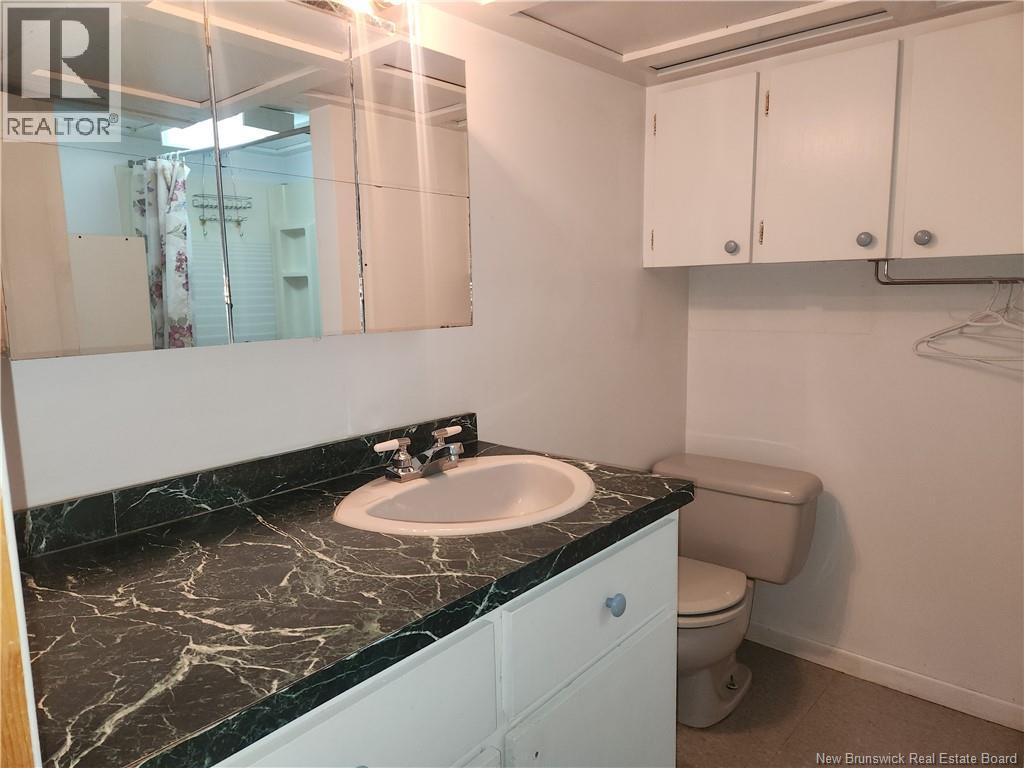 66 St-Antoine Street - 23