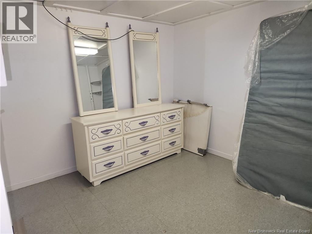 66 St-Antoine Street - 28