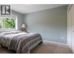 Bedroom - 2240 97b Highway Se, Salmon Arm, BC V1E1X6 Photo 14