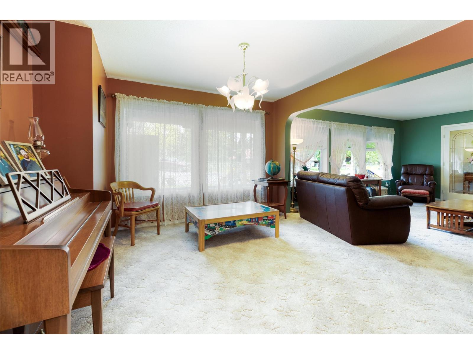 2240 97B Highway SE, Salmon Arm