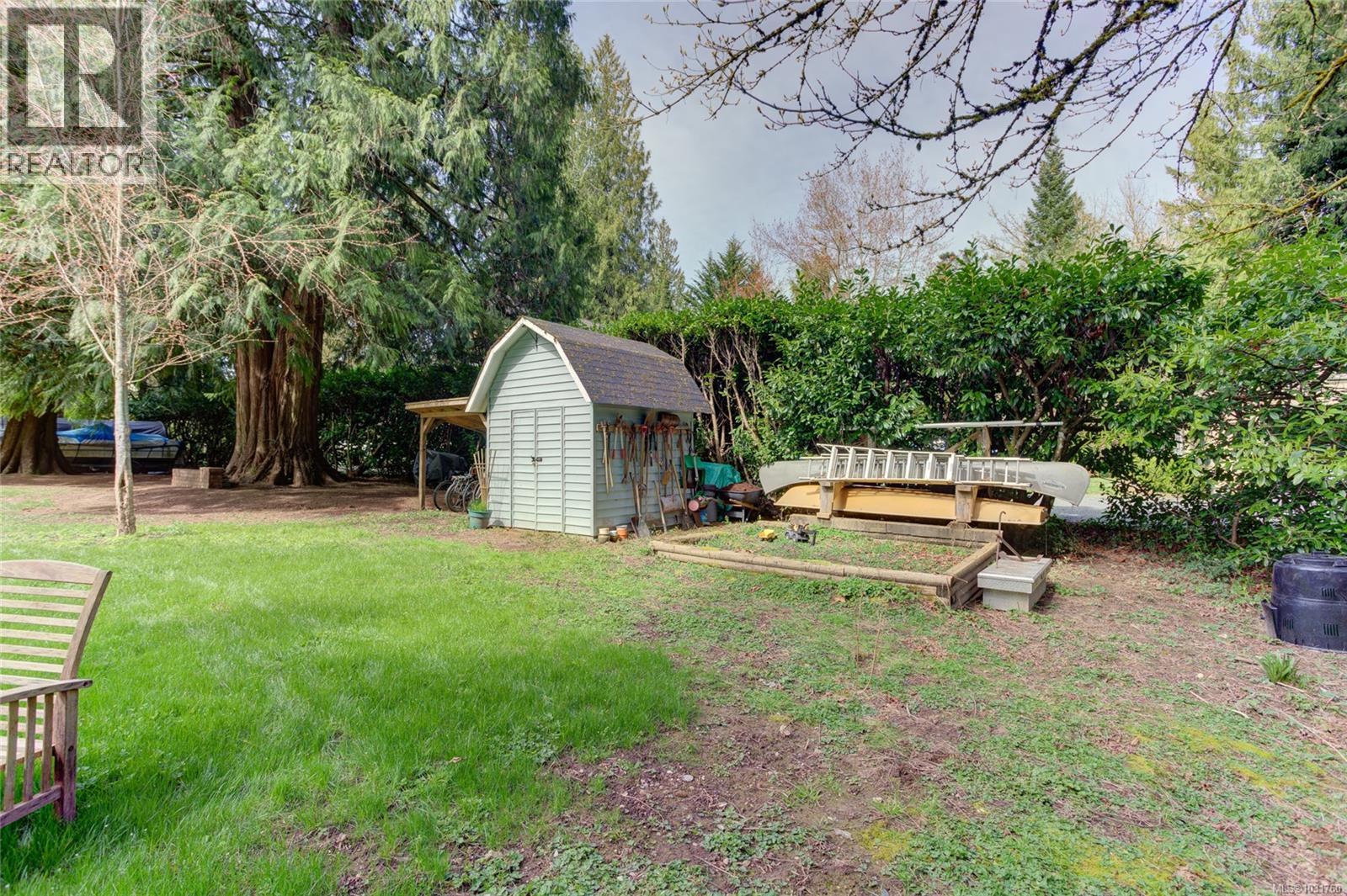 4773 Fairbridge Dr — photo 42