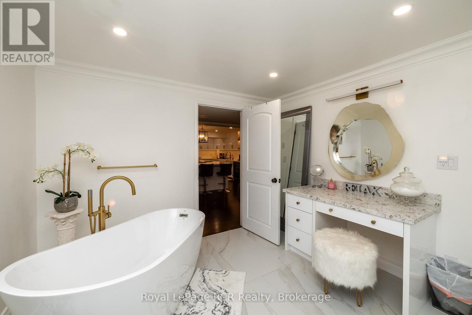 414498 BASELINE ROAD - Image 36