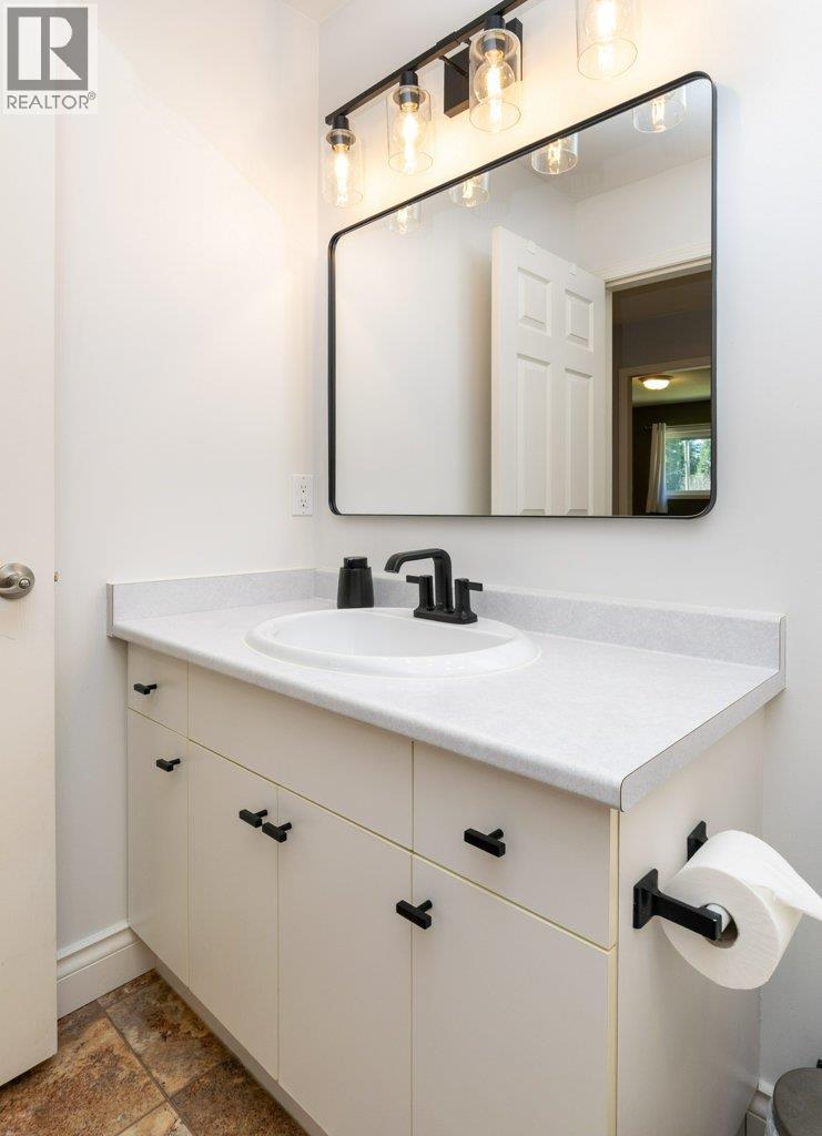 3789 Zinck Road - 36