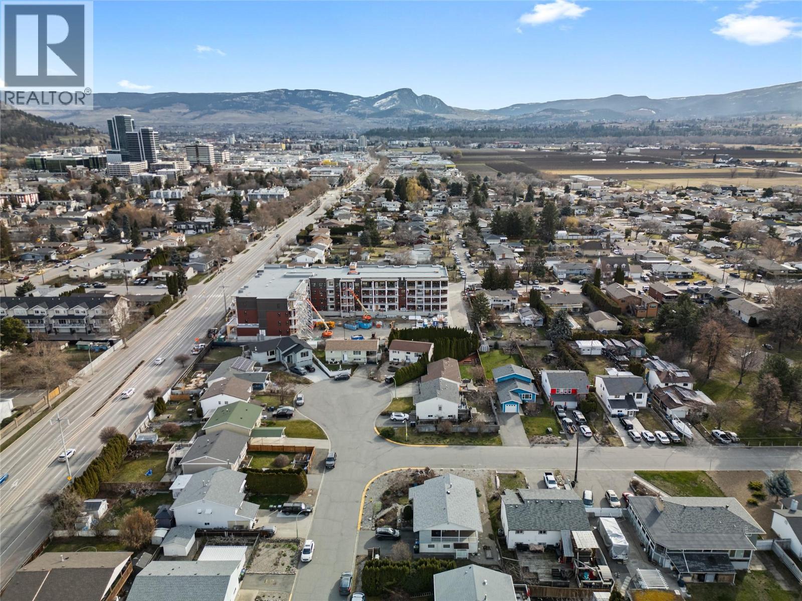  1233 Turri Avenue, Kelowna