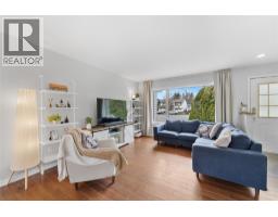  1233 Turri Avenue, Kelowna