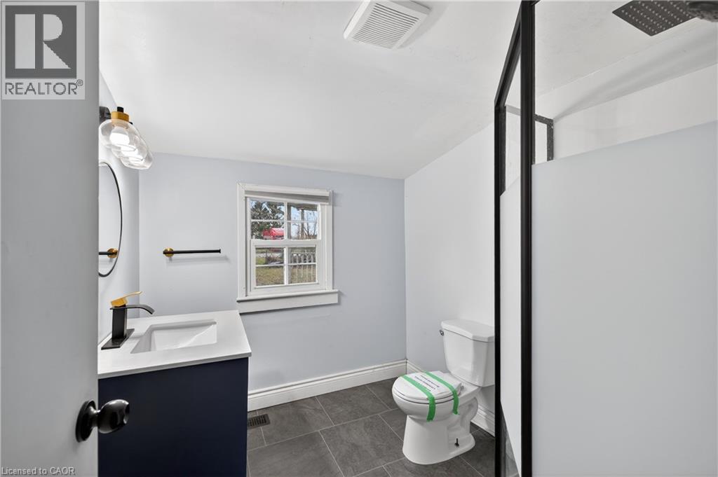 527 BOND Street - 22