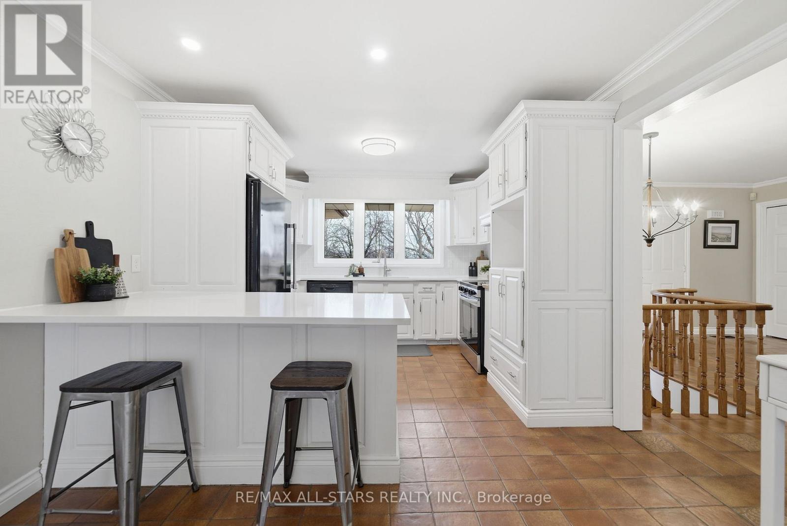 2407 ASHBRIDGE ROAD - 11