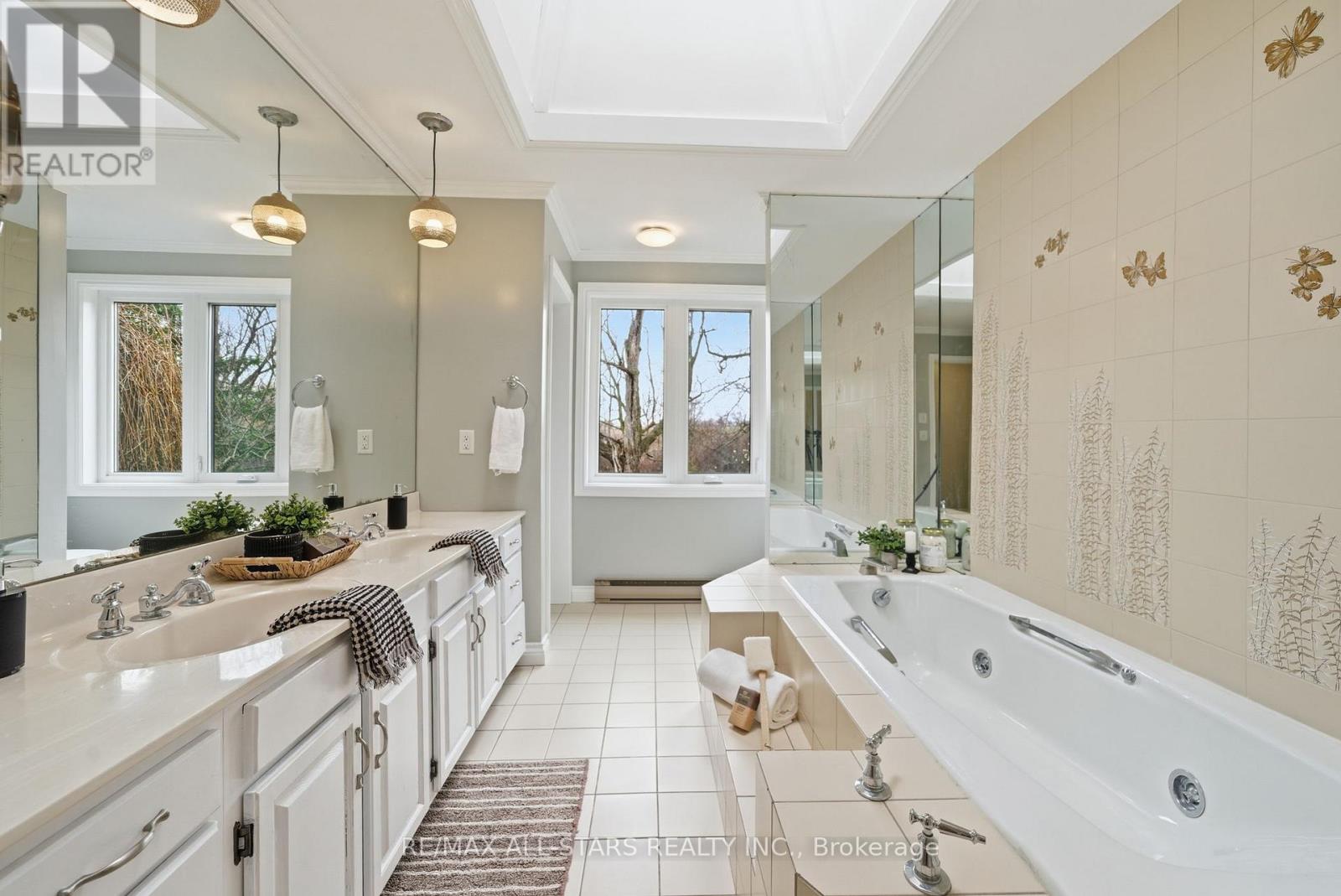 2407 ASHBRIDGE ROAD - 17