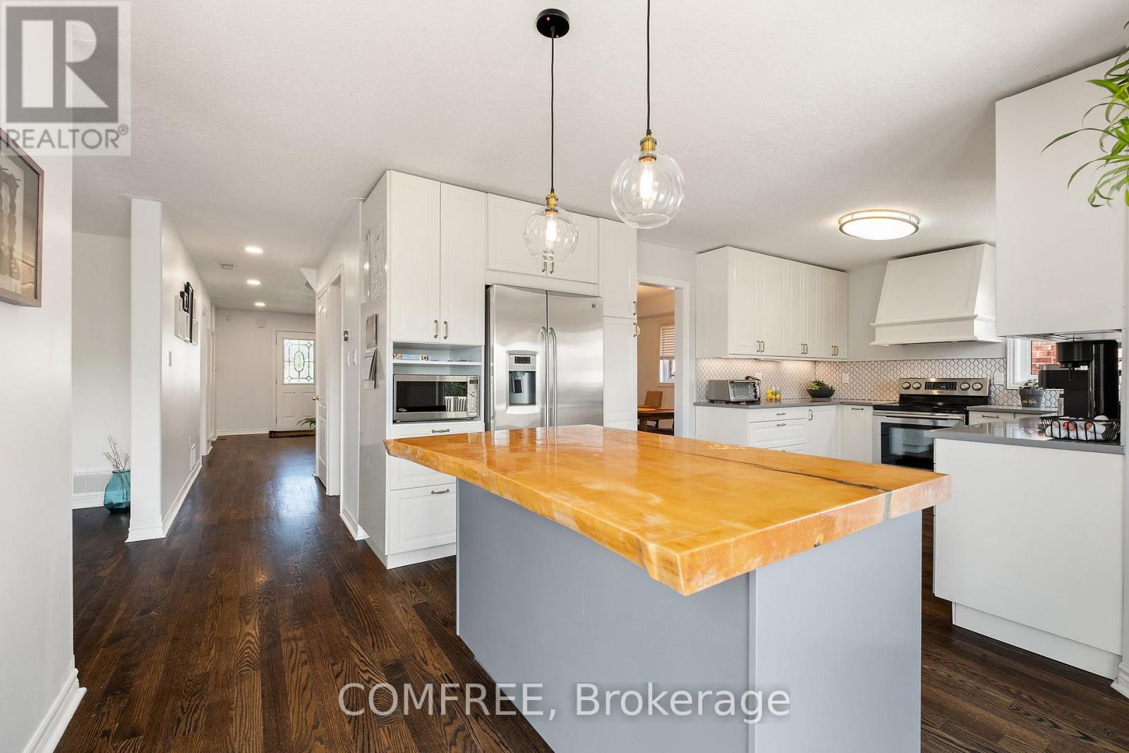 31 METCALFE DRIVE - 12