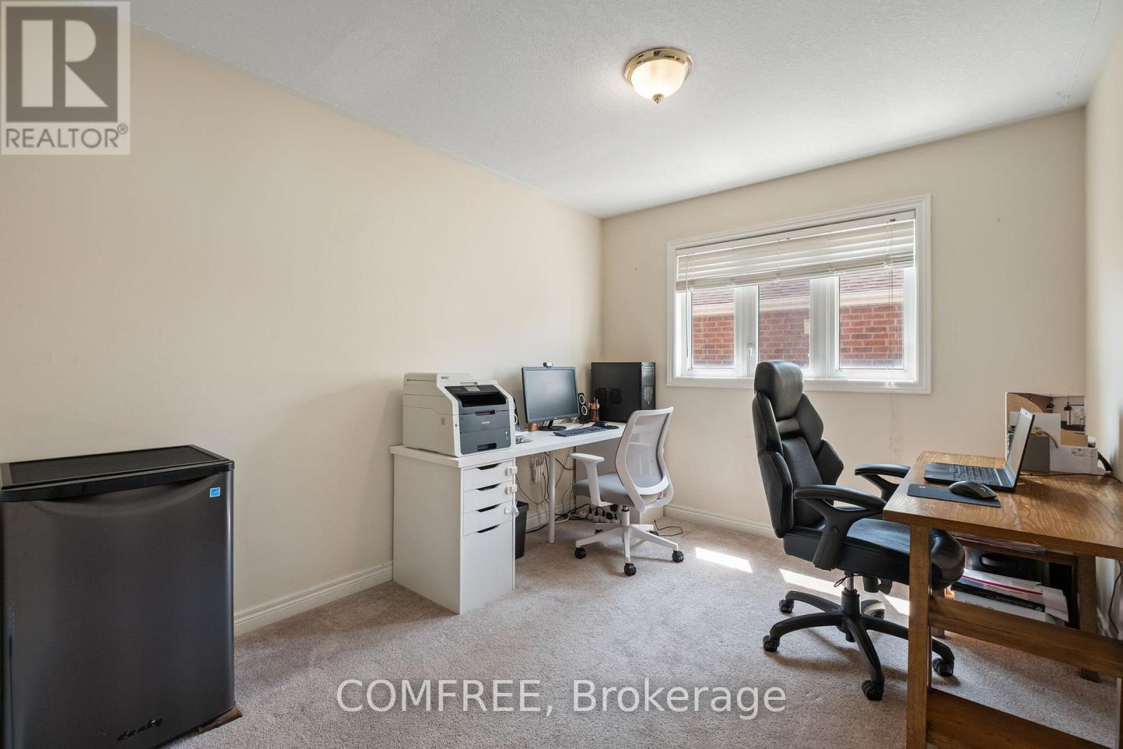 31 METCALFE DRIVE - 5