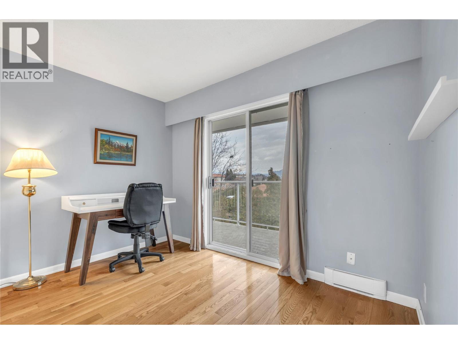 12203 Giants Head Road, Summerland