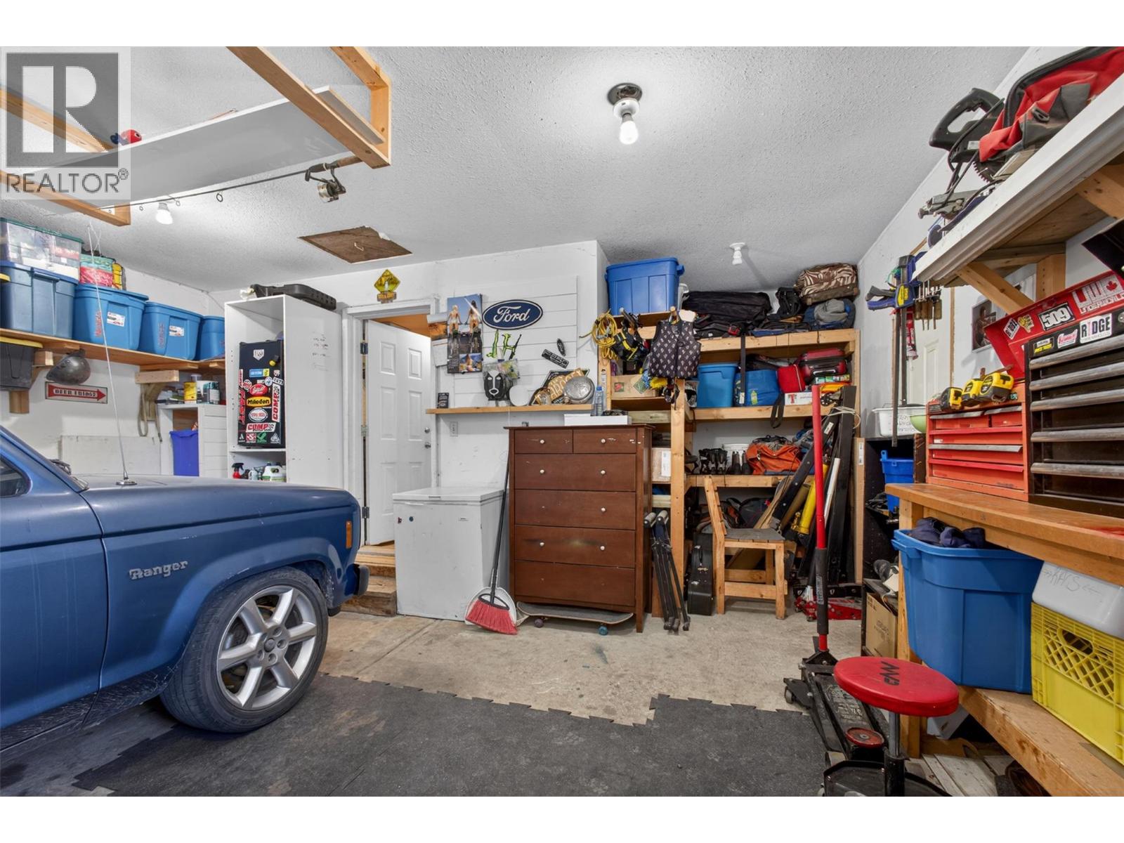 2367 Cedar Ridge Street, Lumby