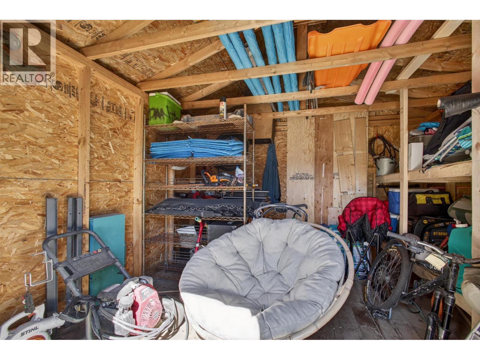 2367 Cedar Ridge Street, Lumby