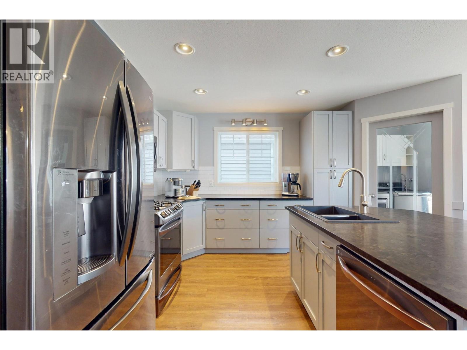 431 665 Cook Road, Kelowna