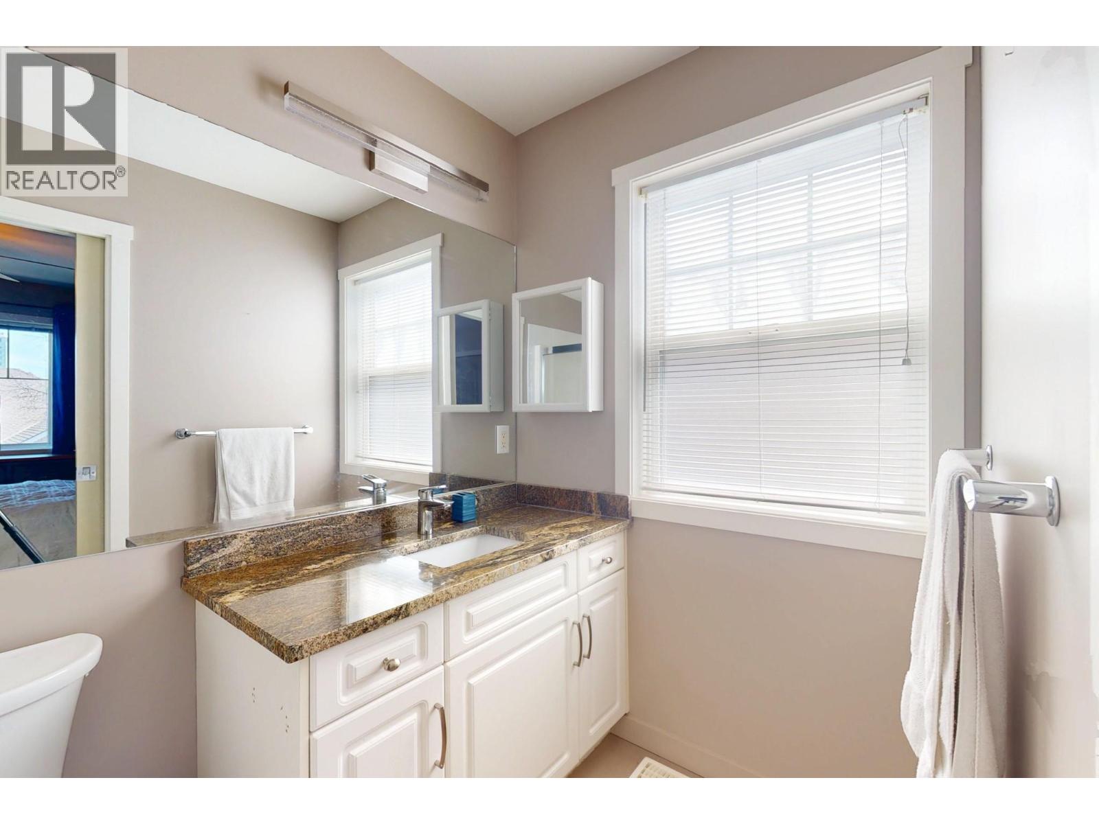 431 665 Cook Road, Kelowna