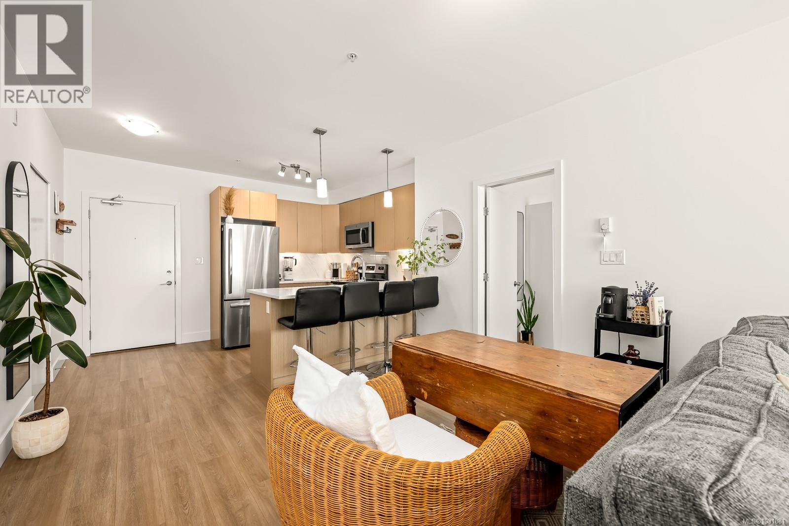 #308 3070 KILPATRICK AVE - 28