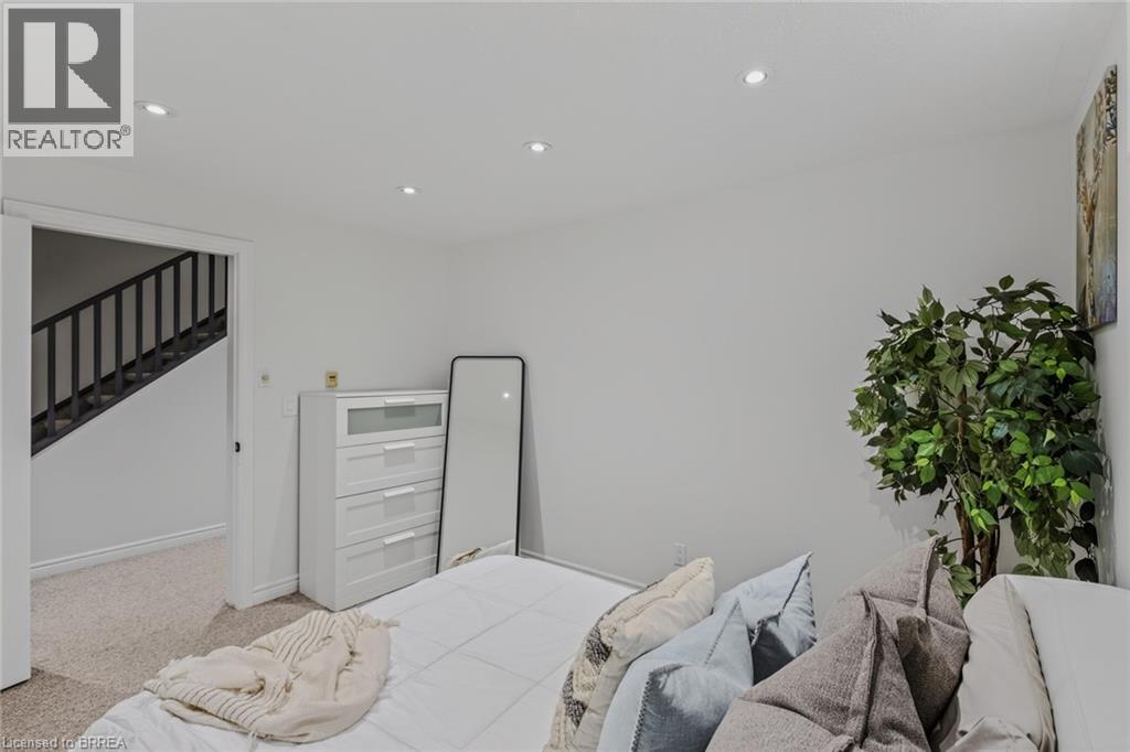 27 KERR SHAVER Terrace, Brantford, Ontario, N3T6H8 — Photo 40