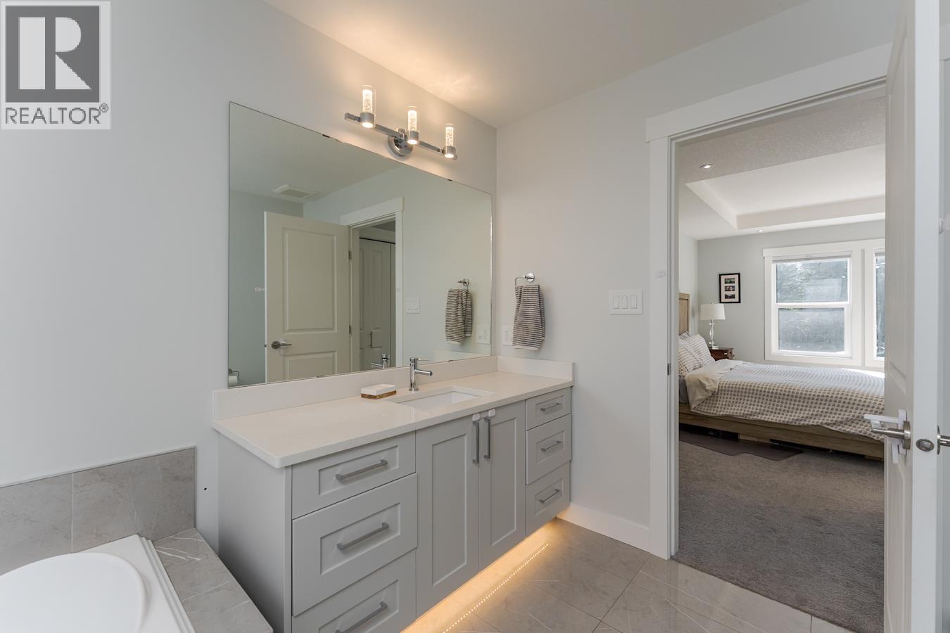 2870 VISTA RIDGE DRIVE - 14