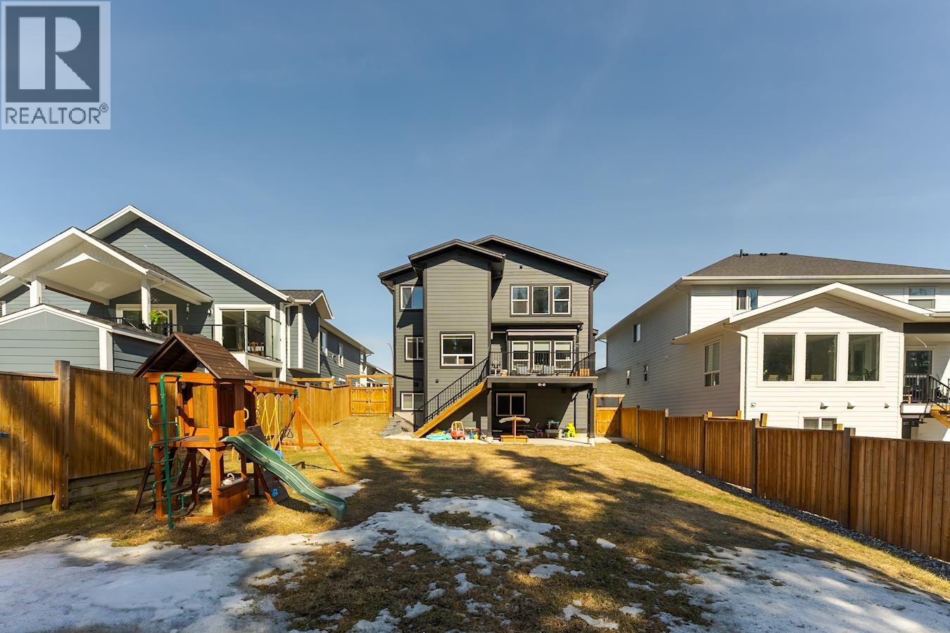 2870 VISTA RIDGE DRIVE - 33