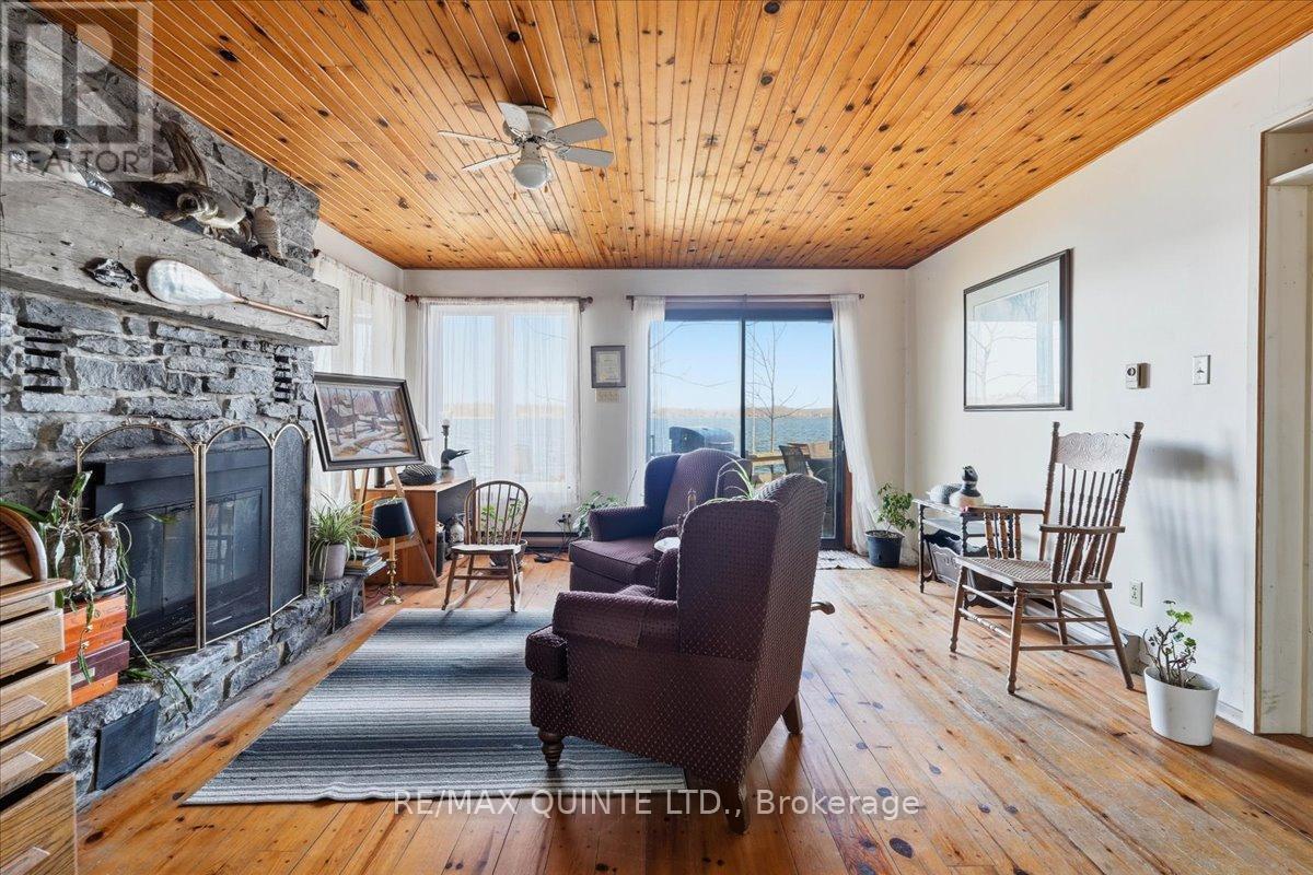 21D WILLOUGHBY LANE - 12