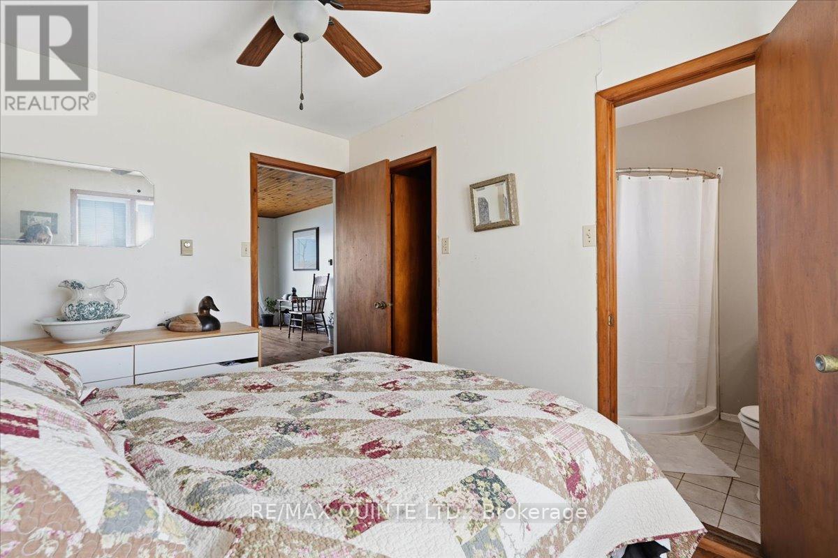 21D WILLOUGHBY LANE - 15