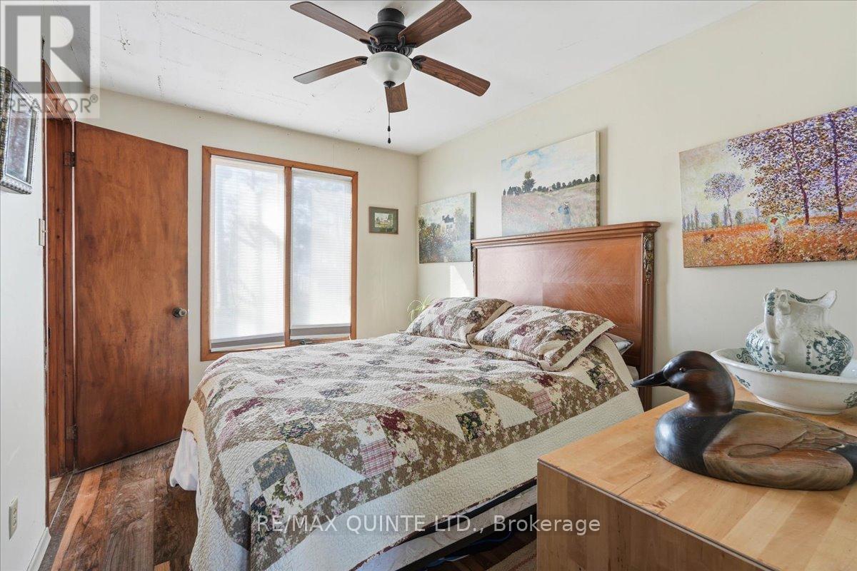 21D WILLOUGHBY LANE - 14