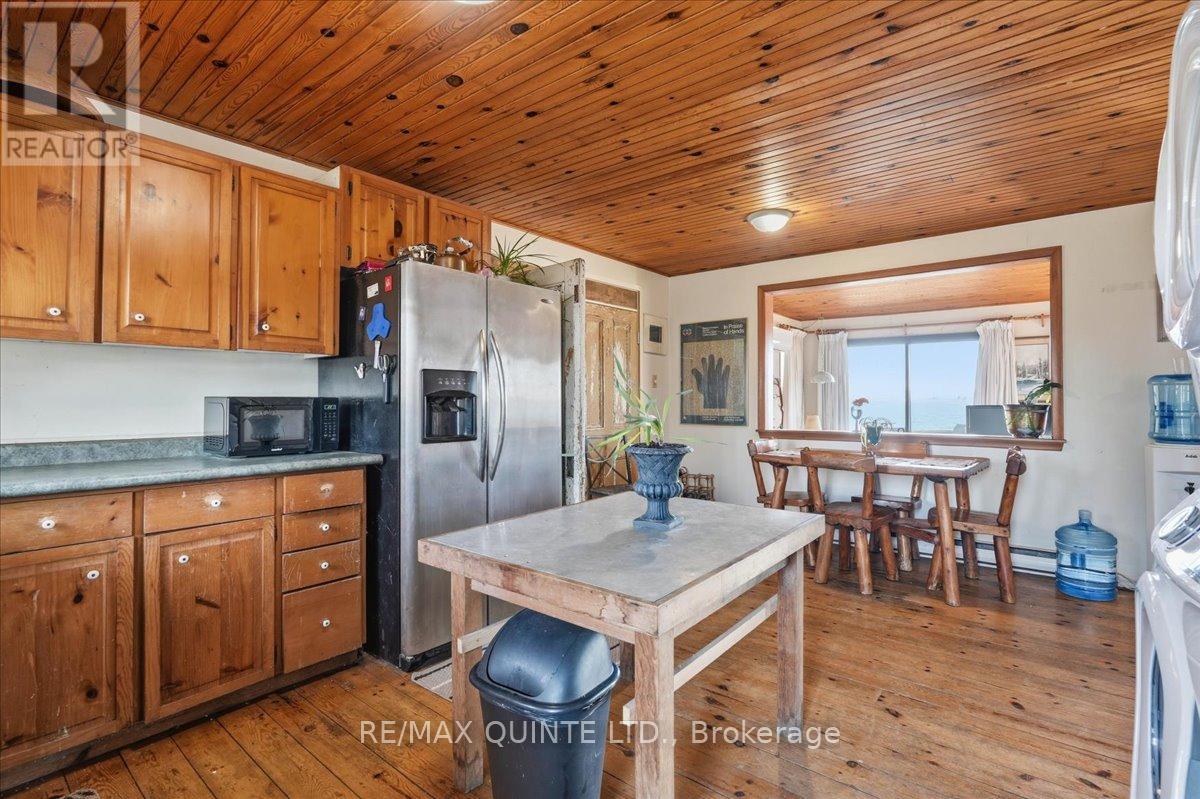 21D WILLOUGHBY LANE - 8