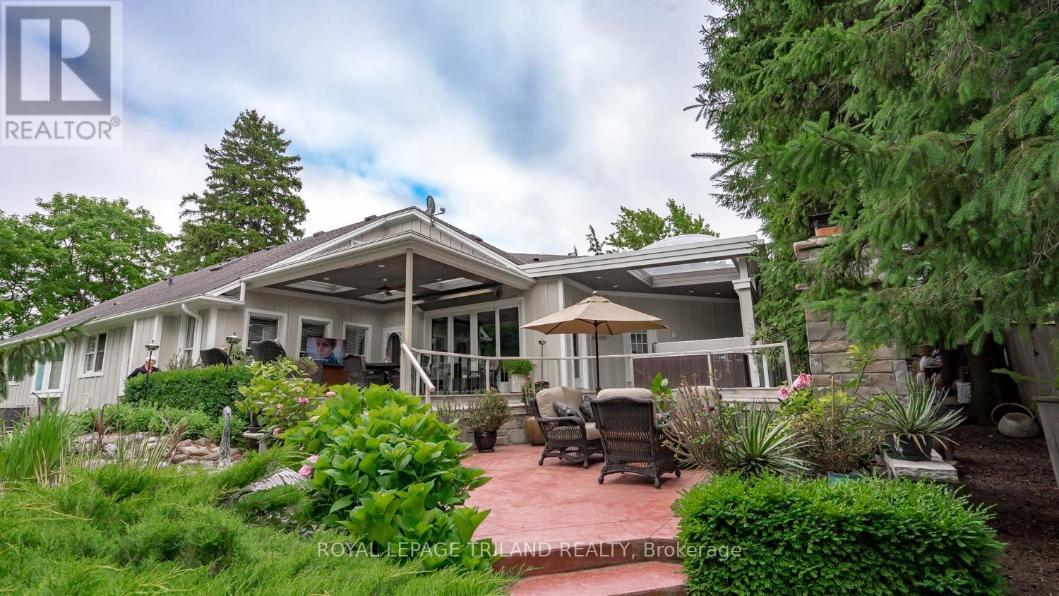 2416 SUNNINGDALE ROAD W Property Photo