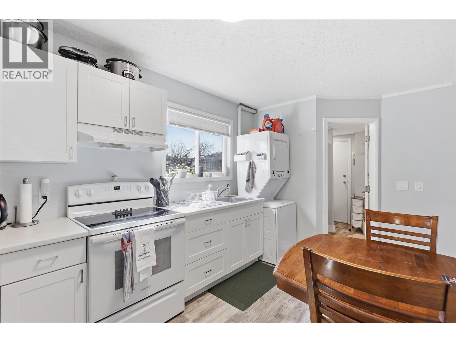 420 SENTINEL COURT - 32