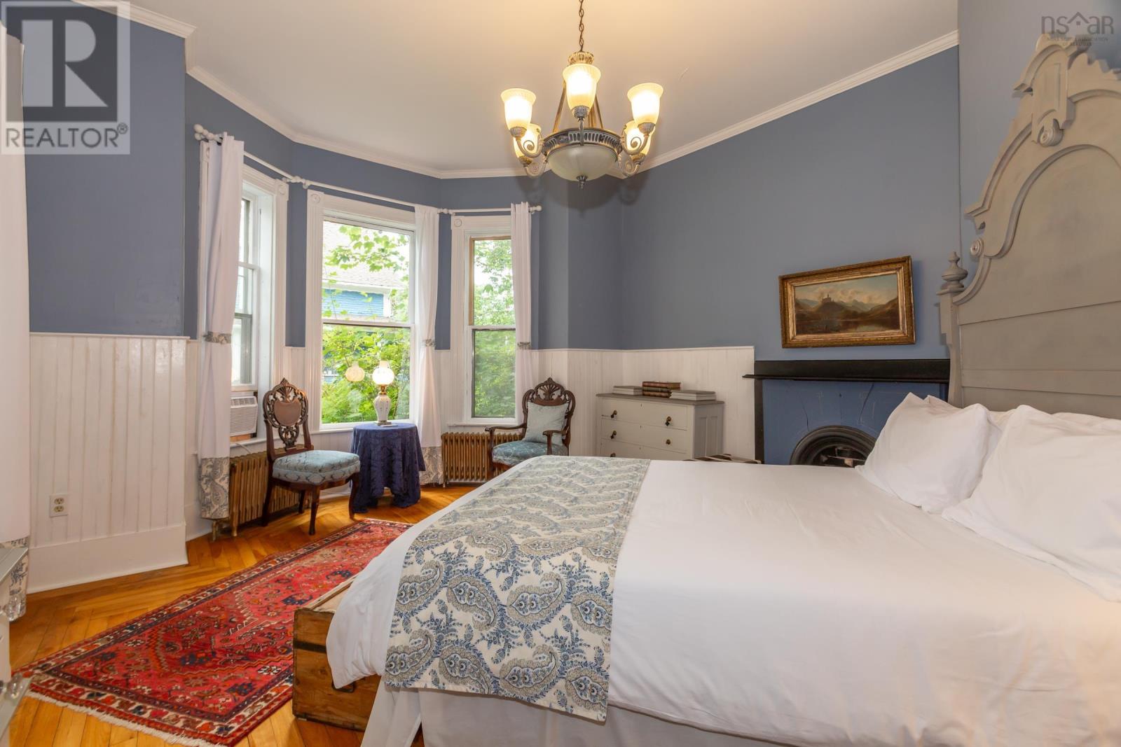 Property 31 of 50 of 548 St George Street