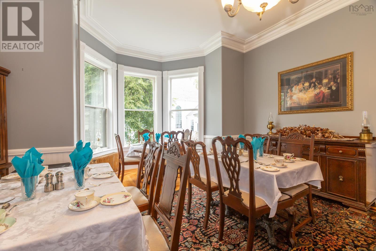 Property 17 of 50 of 548 St. George Street