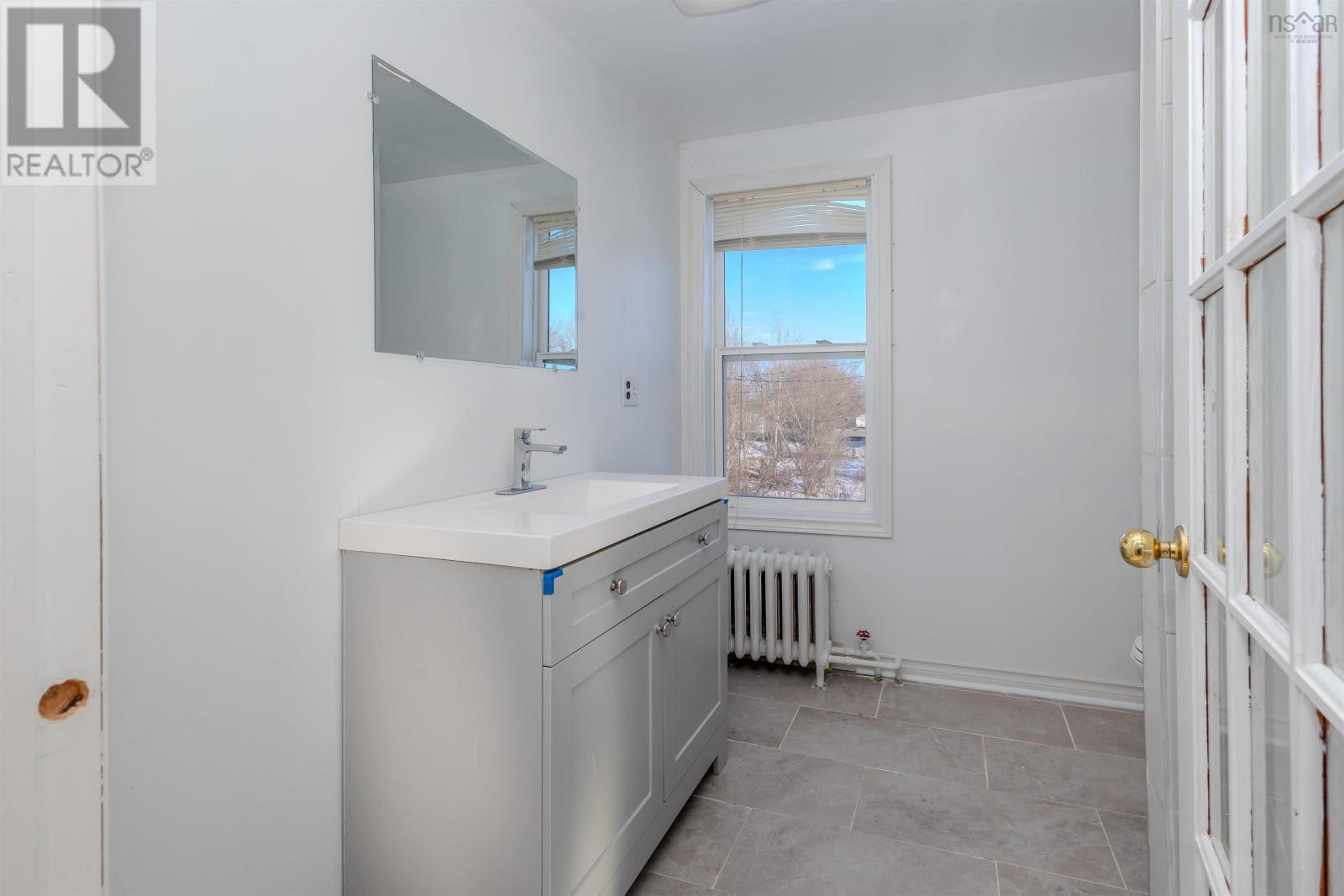 Property 21 of 31 of 7 Cochrane Street