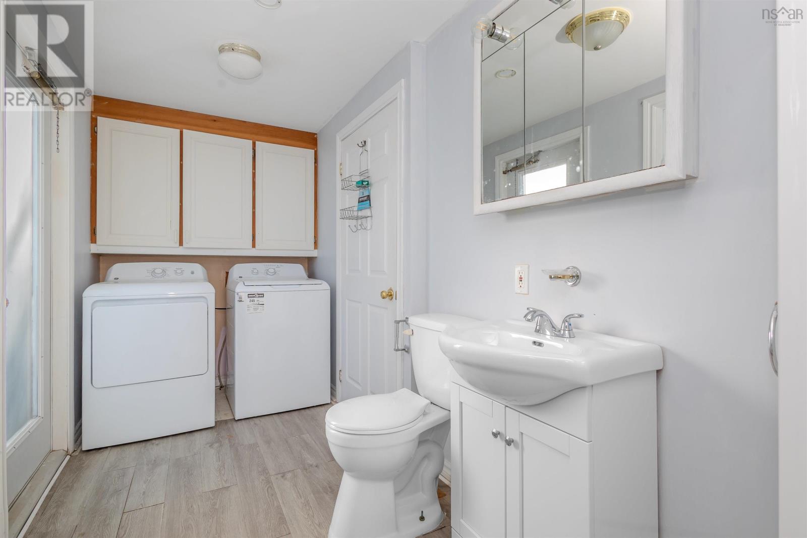 Property 13 of 31 of 7 Cochrane Street