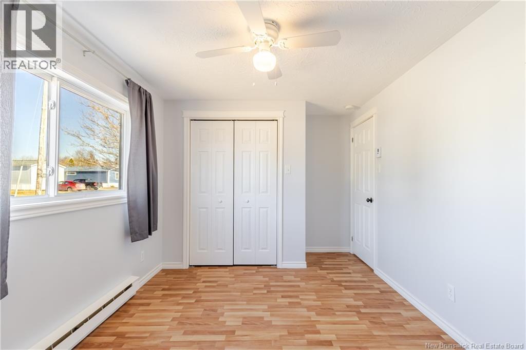 31 Leafwood Crescent — photo 16