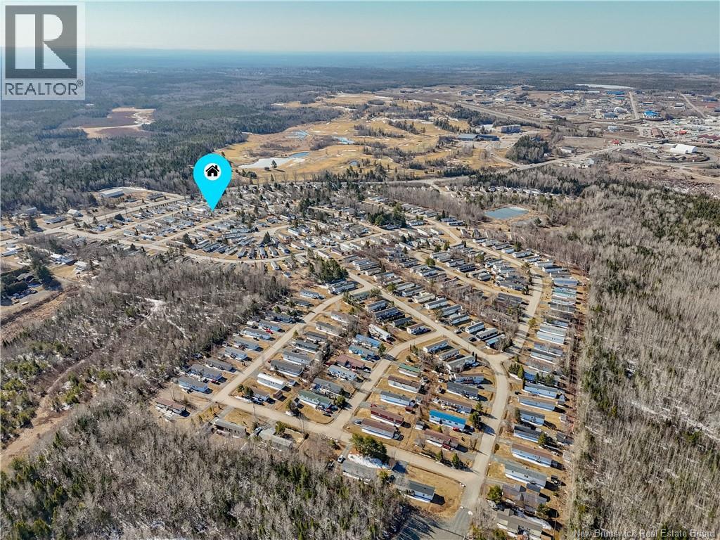 31 Leafwood Crescent — photo 28