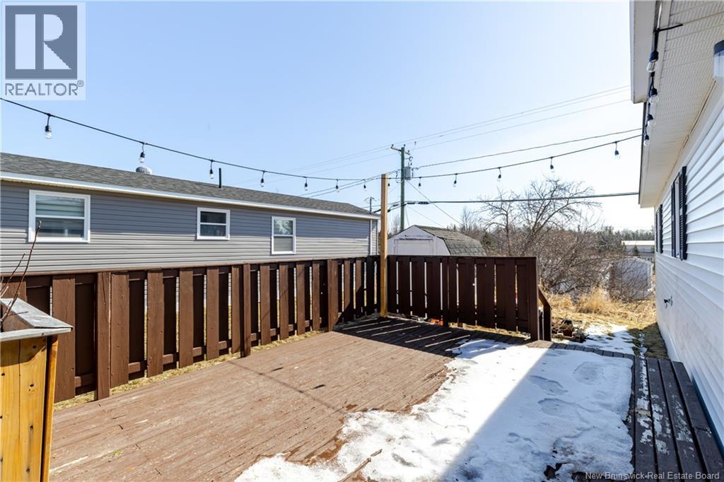 31 Leafwood Crescent — photo 3