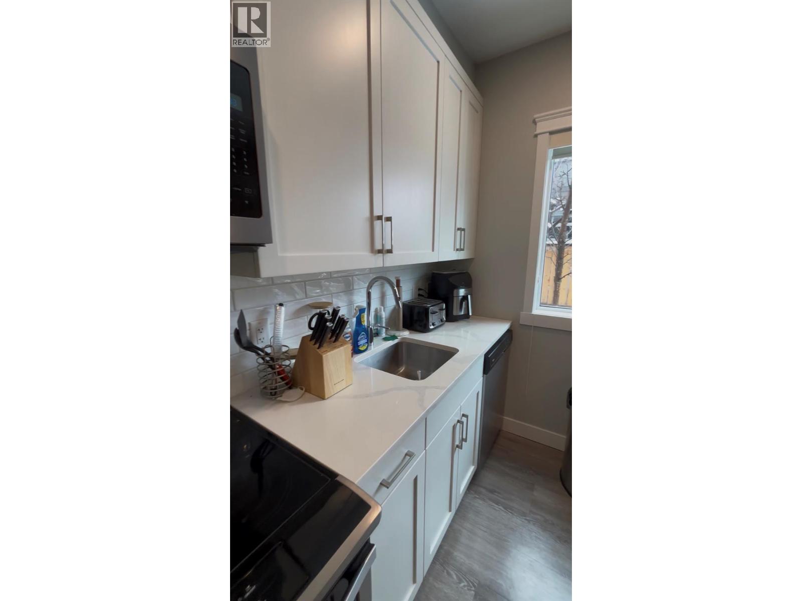 #24 4602 20 Street Unit# 24 - 14