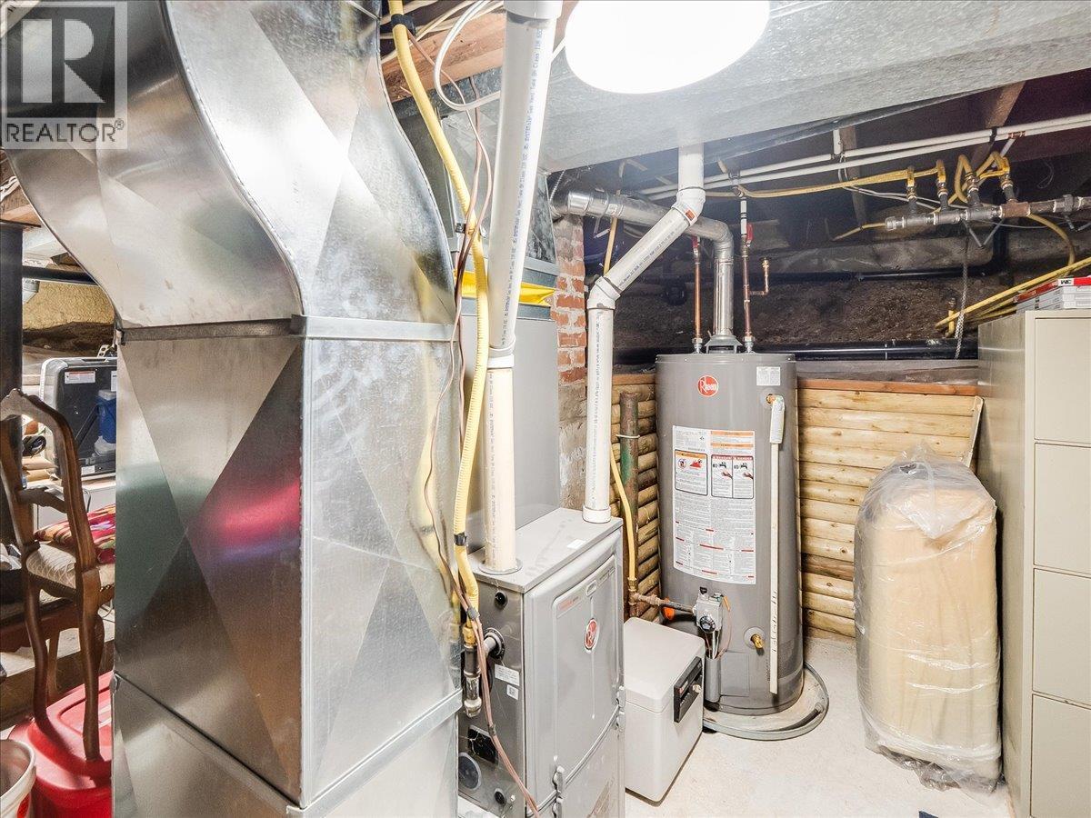 2824 9TH AVENUE - 31