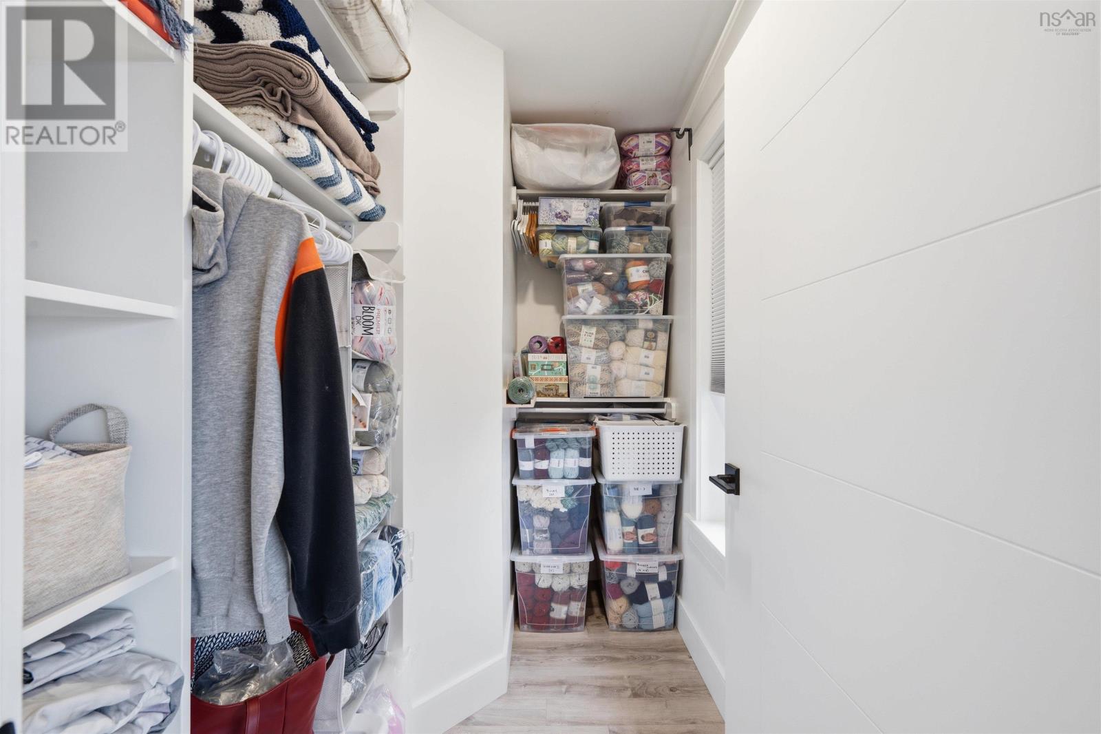 Property 31 of 51 of 24 Chardonnay Court