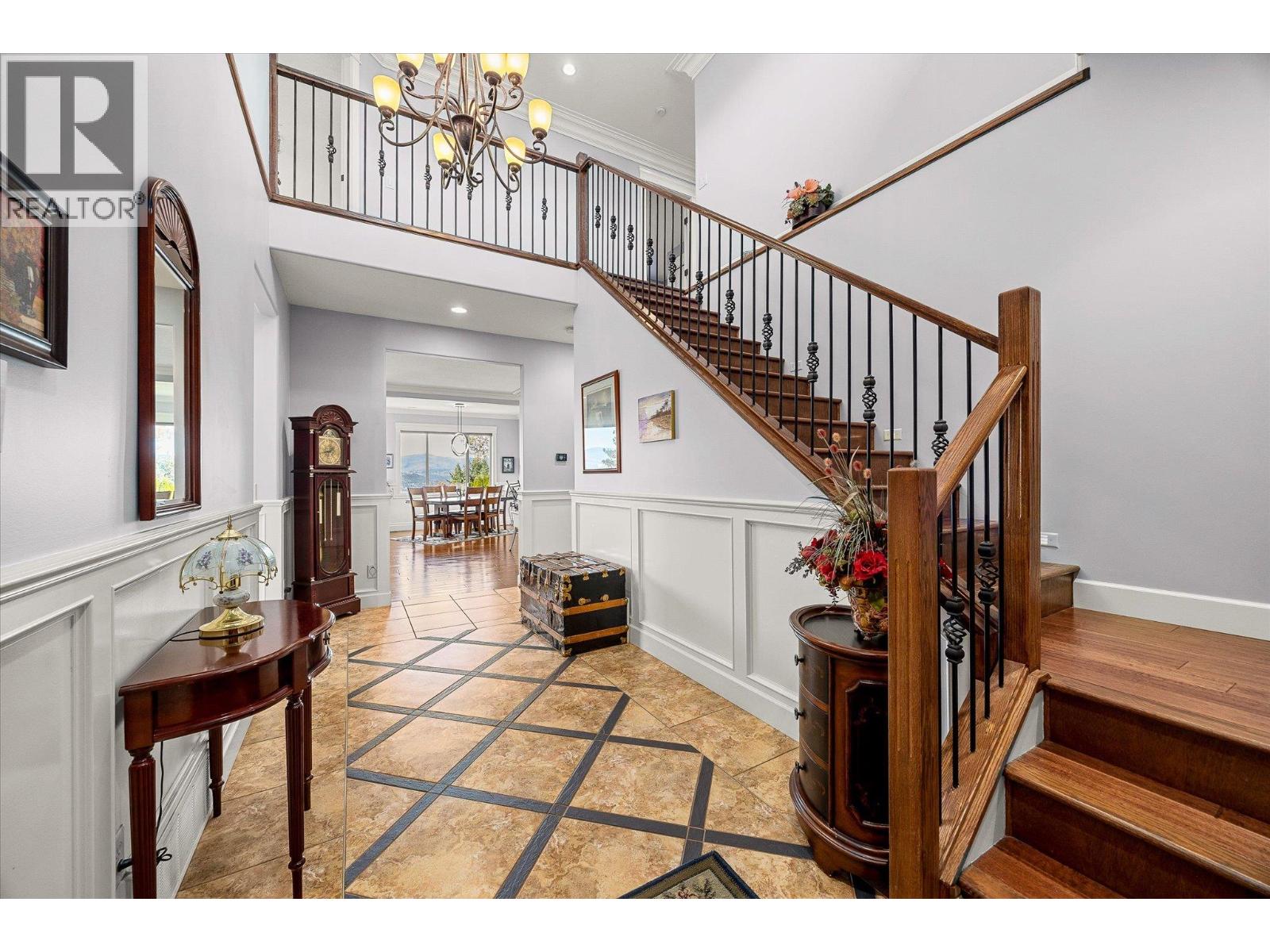 1018 HUME AVENUE - 6