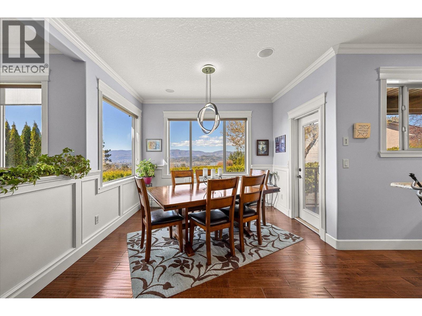 1018 HUME AVENUE - 16