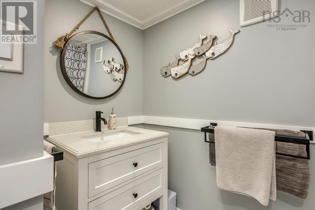 Property 21 of 50 of 19194 Highway 7