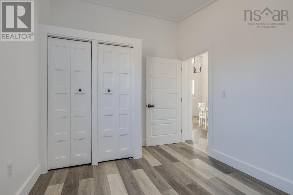 Property 36 of 50 of 19194 Highway 7