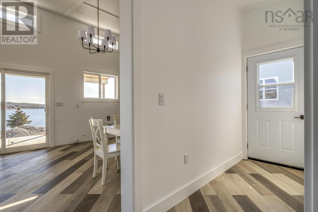 Property 9 of 48 of 19194 Marine Drive