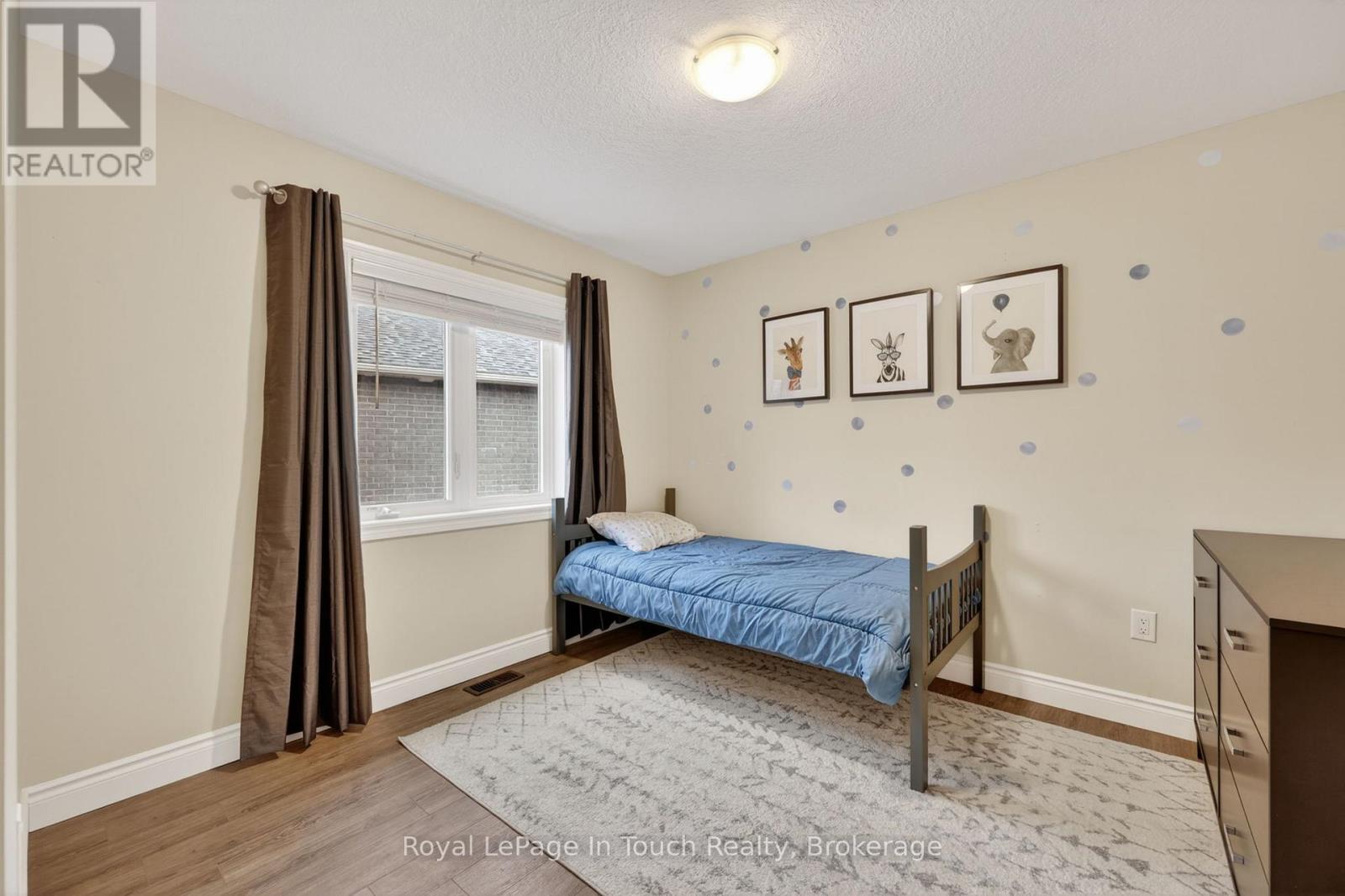 55 HUNTER AVENUE - 14