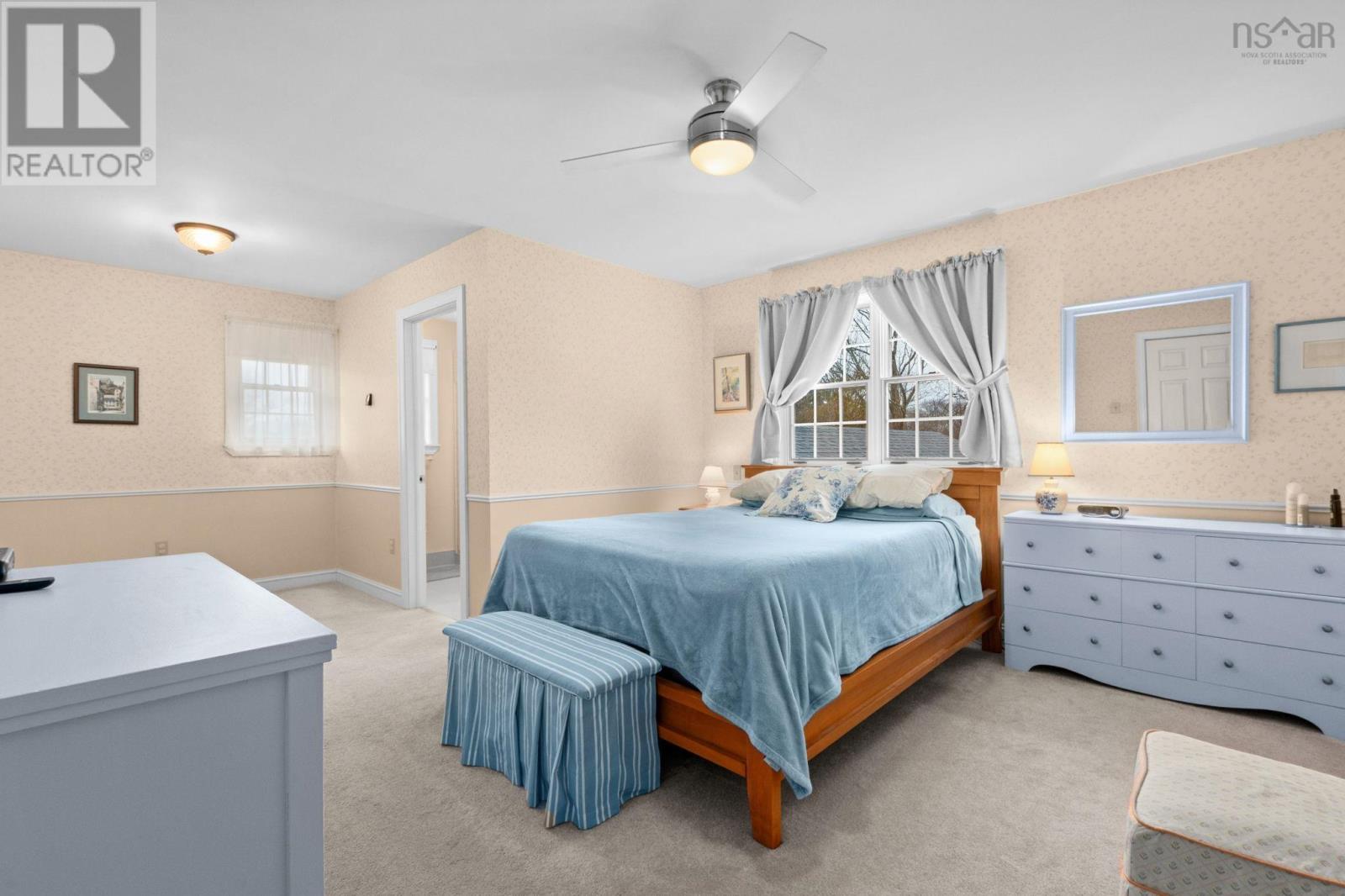 Property 20 of 50 of 93 Fraser Road