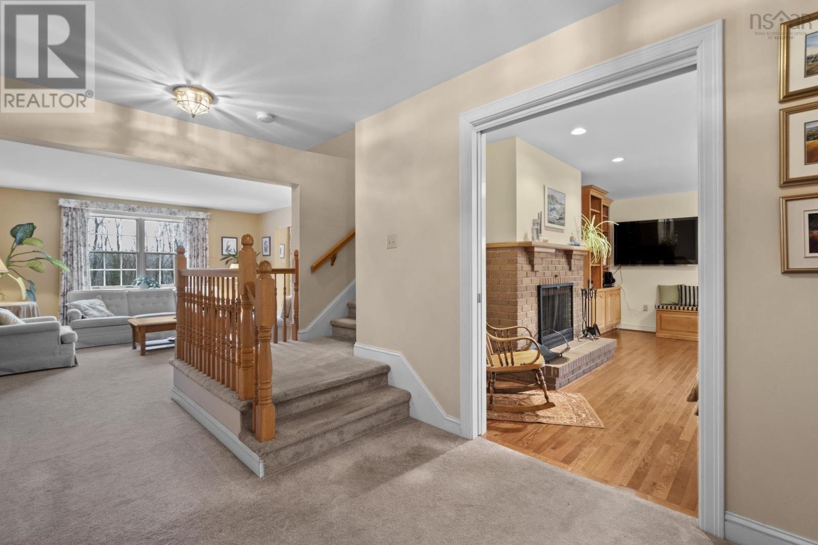 Property 6 of 50 of 93 Fraser Road