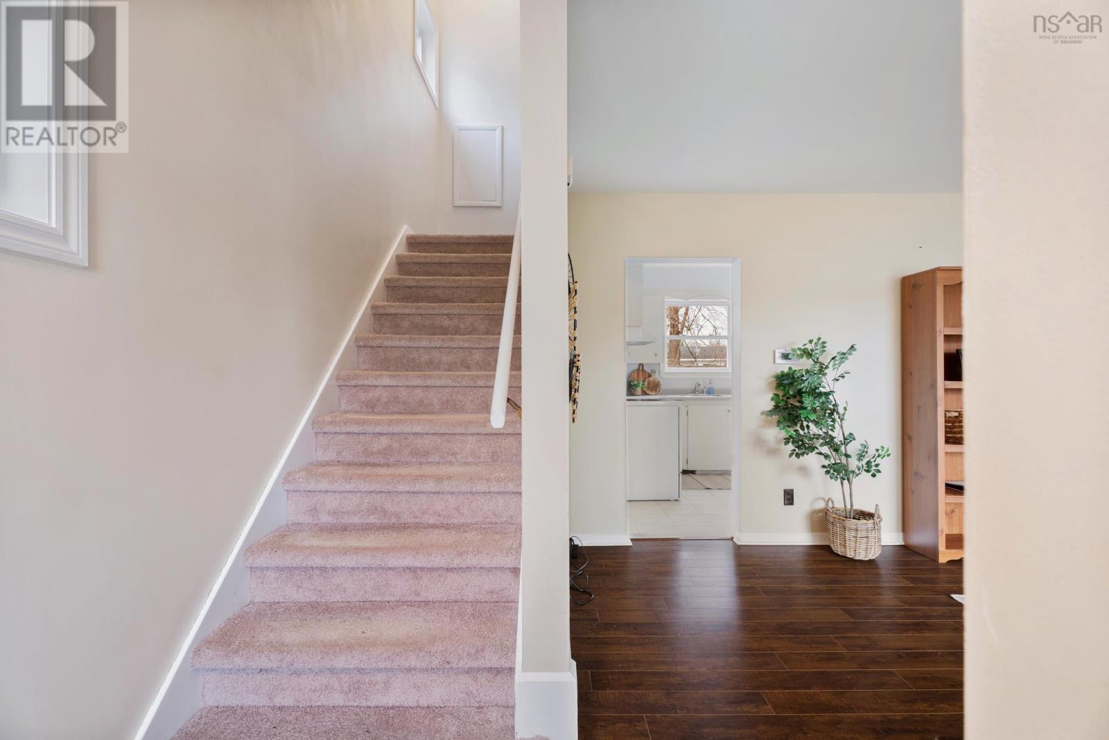 Property 20 of 50 of 16A Christopher Avenue